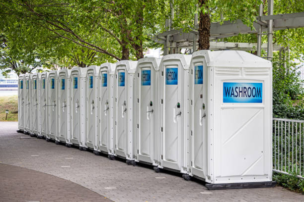 Best Wedding porta potty rental  in Fairfax, IA