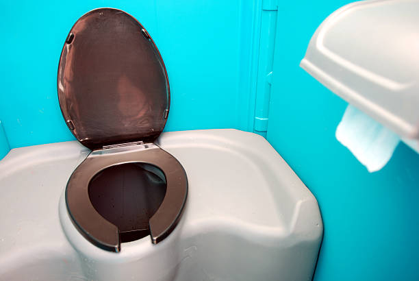 Affordable portable toilet rental in Fairfax, IA