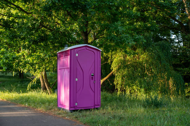 Best Porta potty rental near me  in Fairfax, IA